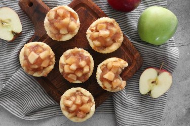 Mini caramel apple cheesecakes