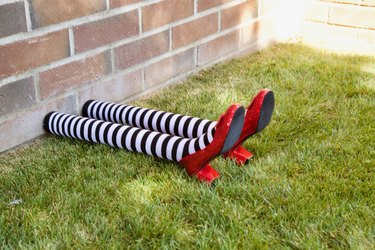 DIY 'Wizard of Oz' Wicked Witch Legs Halloween Decoration