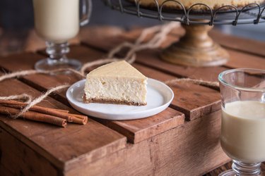 Eggnog Cheesecake with Gingerbread Crust Recipe