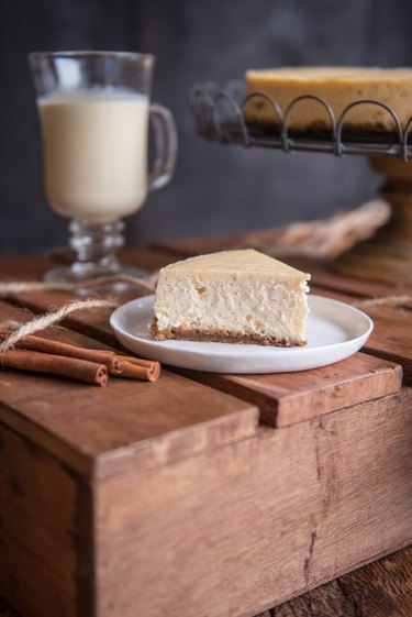 Eggnog Cheesecake with Gingerbread Crust Recipe