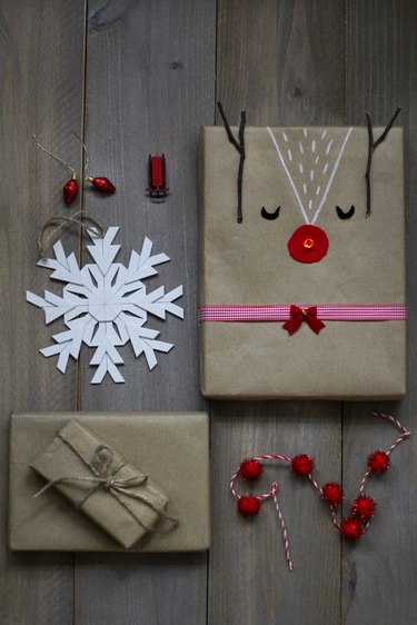 Light-up Rudolph gift wrap
