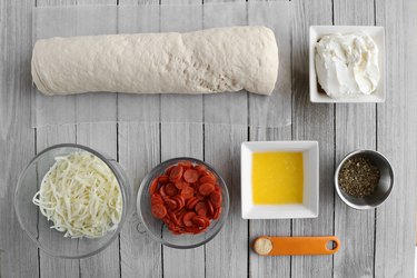 Ingredients for pull-apart pizza bread