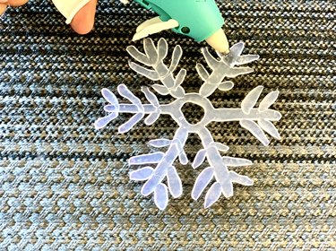 DIY Hot Glue Snowflake Charms - Our Kid Things