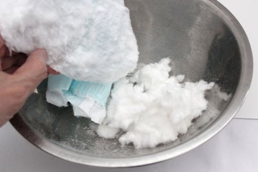 How to Make Fake Snow From Disposable Diapers | ehow