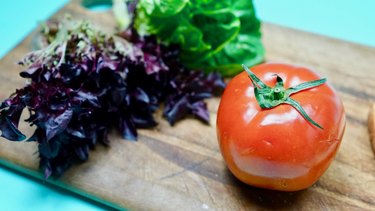 Ingredients for vegan BLT