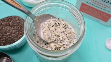 Basic recipe for Keto Oat-Free Overnight Oats