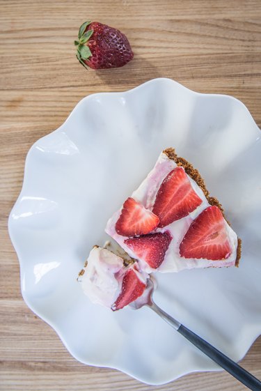 Strawberries & Cream Pie with Biscoff Crust Recipe