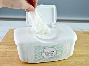 Glass & Mirror Cleaning Wipes