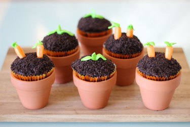 garden cupcakes