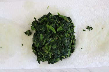 Squeeze frozen spinach