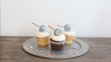 Thor's hammer cupcakes