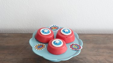 Captain America's shield cookies