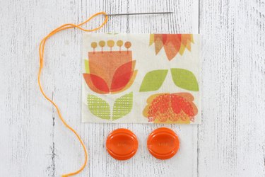 Make your special blend of tea even better by creating your own custom, reusable tea bags.