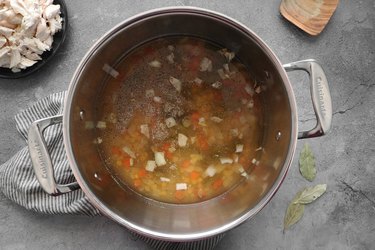 Simmer vegetables and broth