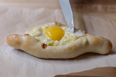 Easy Homemade Khachapuri Recipe