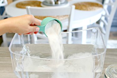 Make your own Homemade Fabric Whitener