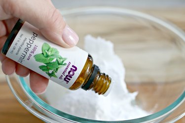how to make natural whitening mint toothpaste