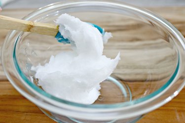 how to make natural whitening mint toothpaste