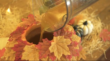 Filling pumpkin keg with beverage