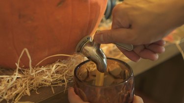 Dispensing beverage from a DIY pumpkin keg