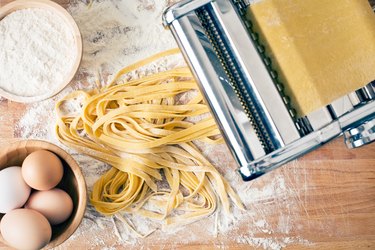 fresh pasta and pasta machine