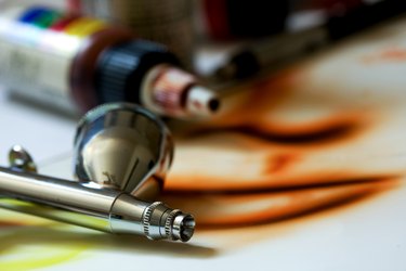 How to Mix Acrylic Paints for an Airbrush