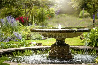 Seamless Outdoor Fountain Repair for Stress-Free Moments