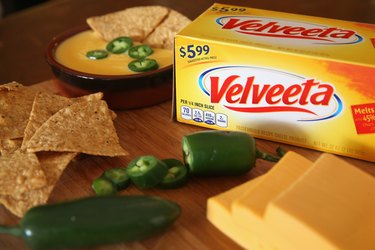 Kraft Foods Warns Of Possible Velveeta Shortage