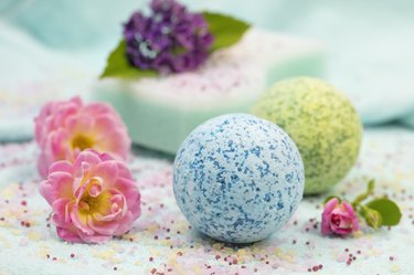 SPA composition with bath bombs, Bath spa accessories