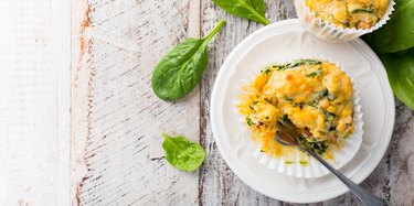 Muffins con espinacas, batatas y queso