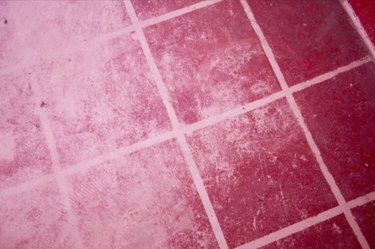 How to Remove Watermarks on Ceramic Tiles