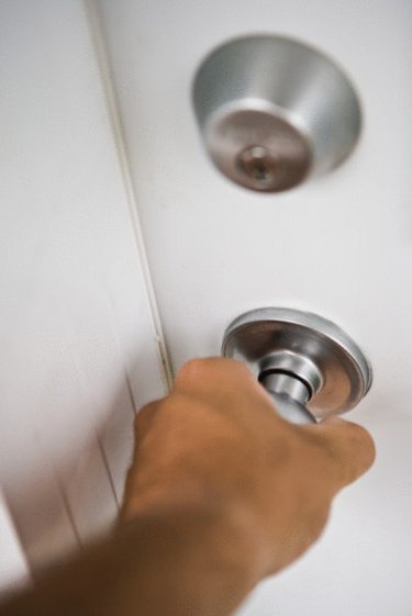 How to Install a Door Knob