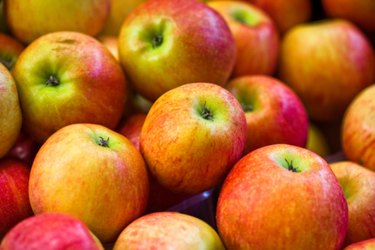 Here's How To Store Apples So They Stay Crisp