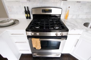 How To Replace An Oven Light Bulb For New And Older Ovens