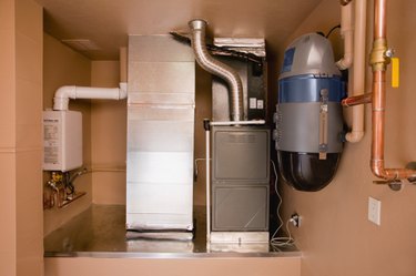 How to Clean a Propane Furnace