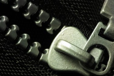 Zippers 101: Identifying Issues, Types & DIY Repair Solutions