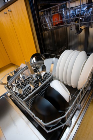 Dishwasher not store cleaning bottom rack