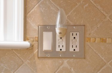 How to Replace Electrical Receptacles and Switches - Do-it