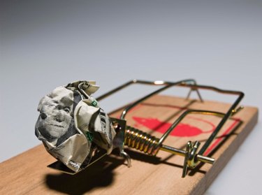 How to Make a Car from Mousetrap (Catapult Car) 