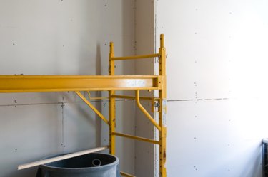 mini scaffolding for stairs