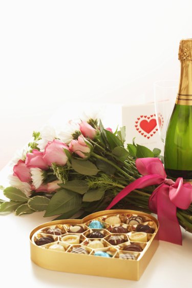 Valentine's Day Gift Guide: The Top Wine And Chocolate Gift Sets