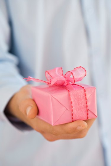 Birthday and Christmas Gifts for Her | Memento Blog