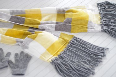 fleece pocket scarf