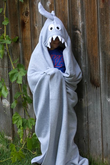 If sharks are your thing and Shark Week can't come soon enough in your book, then you'll want to dive into this fun, cozy, hooded blanket project.