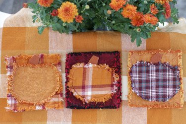 Decorating for fall can be as easy as adding a few of these DIY quilted coasters to your tables.