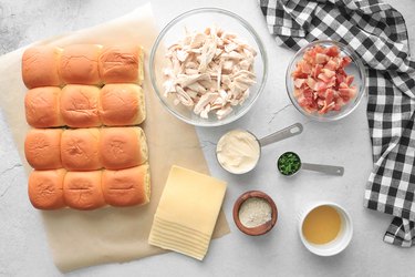 Ingredients for chicken bacon ranch pull-apart sliders