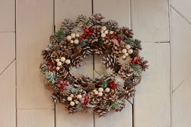 How to Make a Christmas Wreath for a Grave