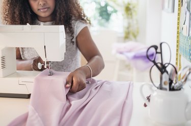 A Beginner's Guide to Sewing by Hand and Machine - The Sewing Directory