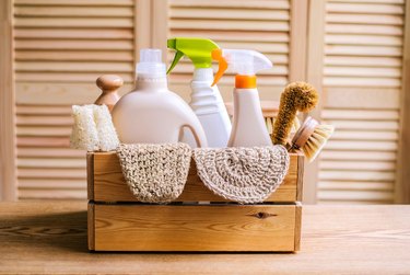 Natural Cleaning Products: 5 Eco-Friendly Cleaning Products to Use at Home