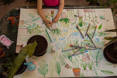 Drawing plants on paper